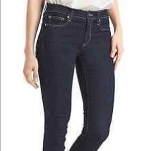 Gap 1969 True Skinny Jeans